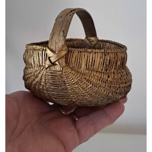 Diminutive Appalachian Painted Rib-Type Woven-Split Basket